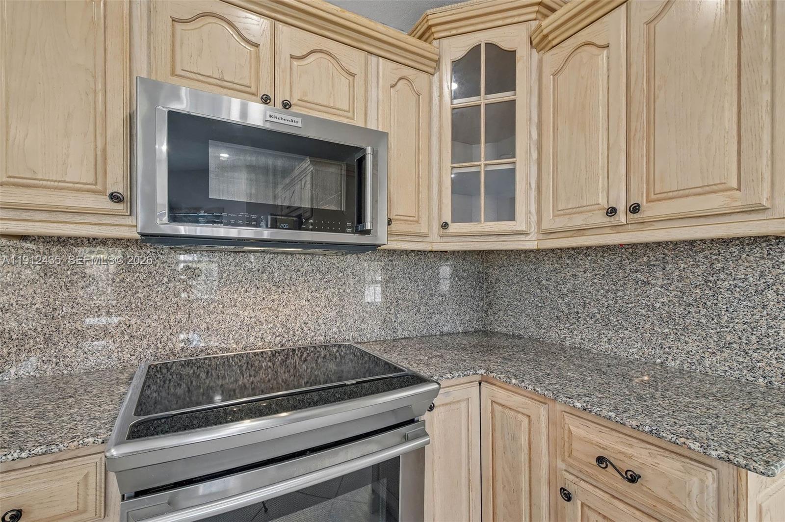 5936 SW 29th St Miami, FL 33155