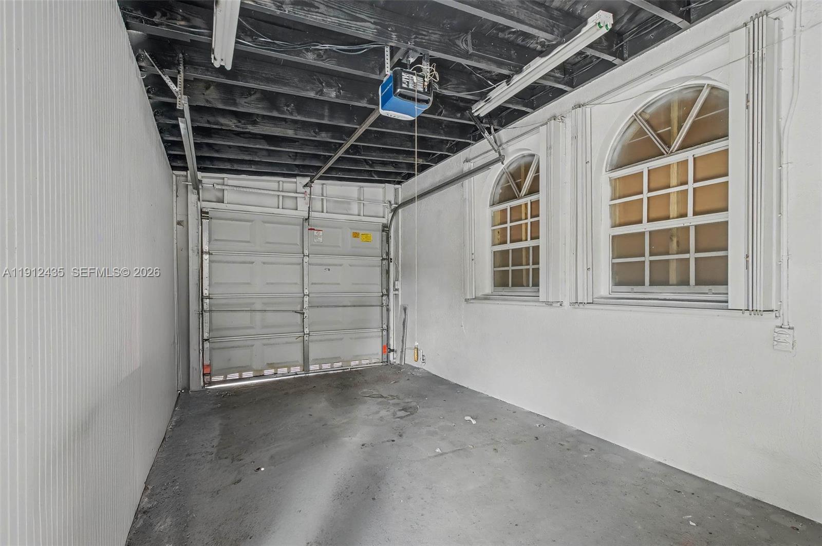 5936 SW 29th St Miami, FL 33155