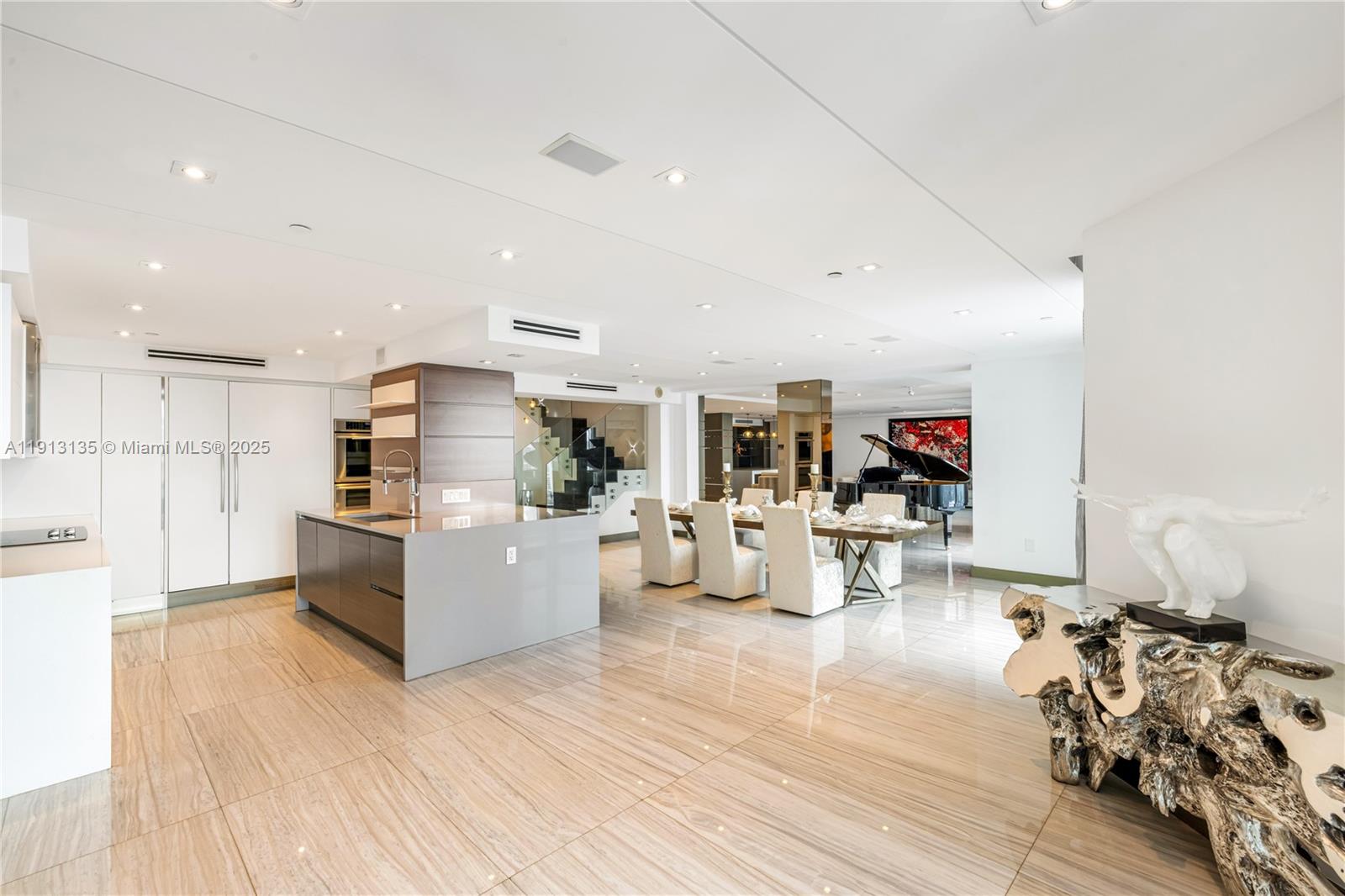 3301 NE 183rd St #3008 Aventura, FL 33160