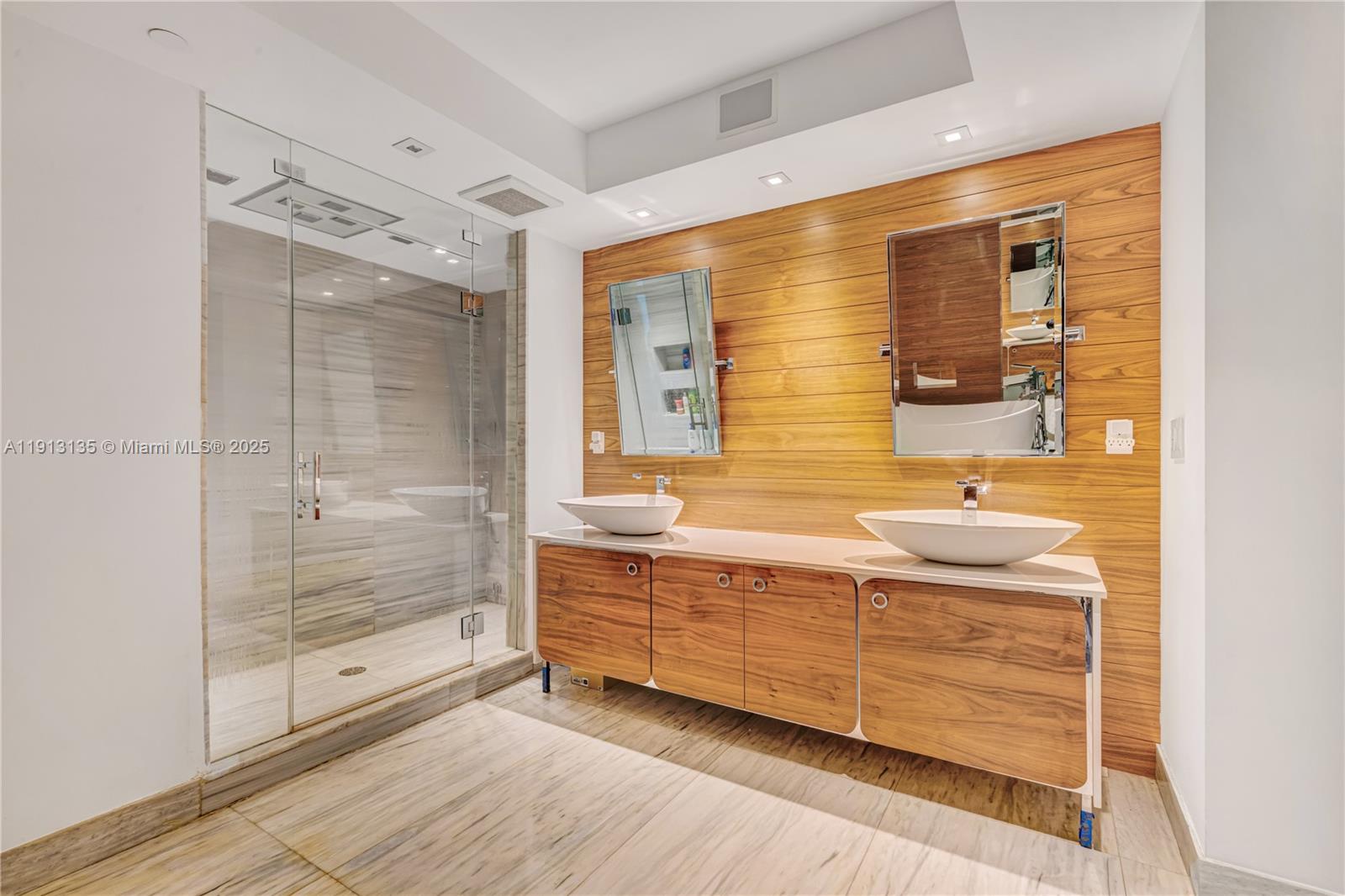 3301 NE 183rd St #3008 Aventura, FL 33160