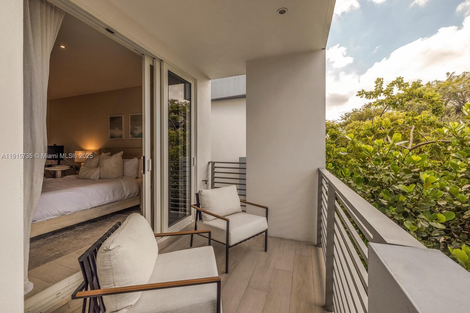 2851 SW 33rd Ct #2851 Miami, FL 33133