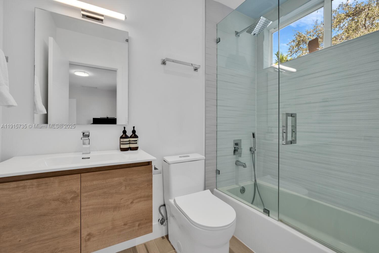 2851 SW 33rd Ct #2851 Miami, FL 33133