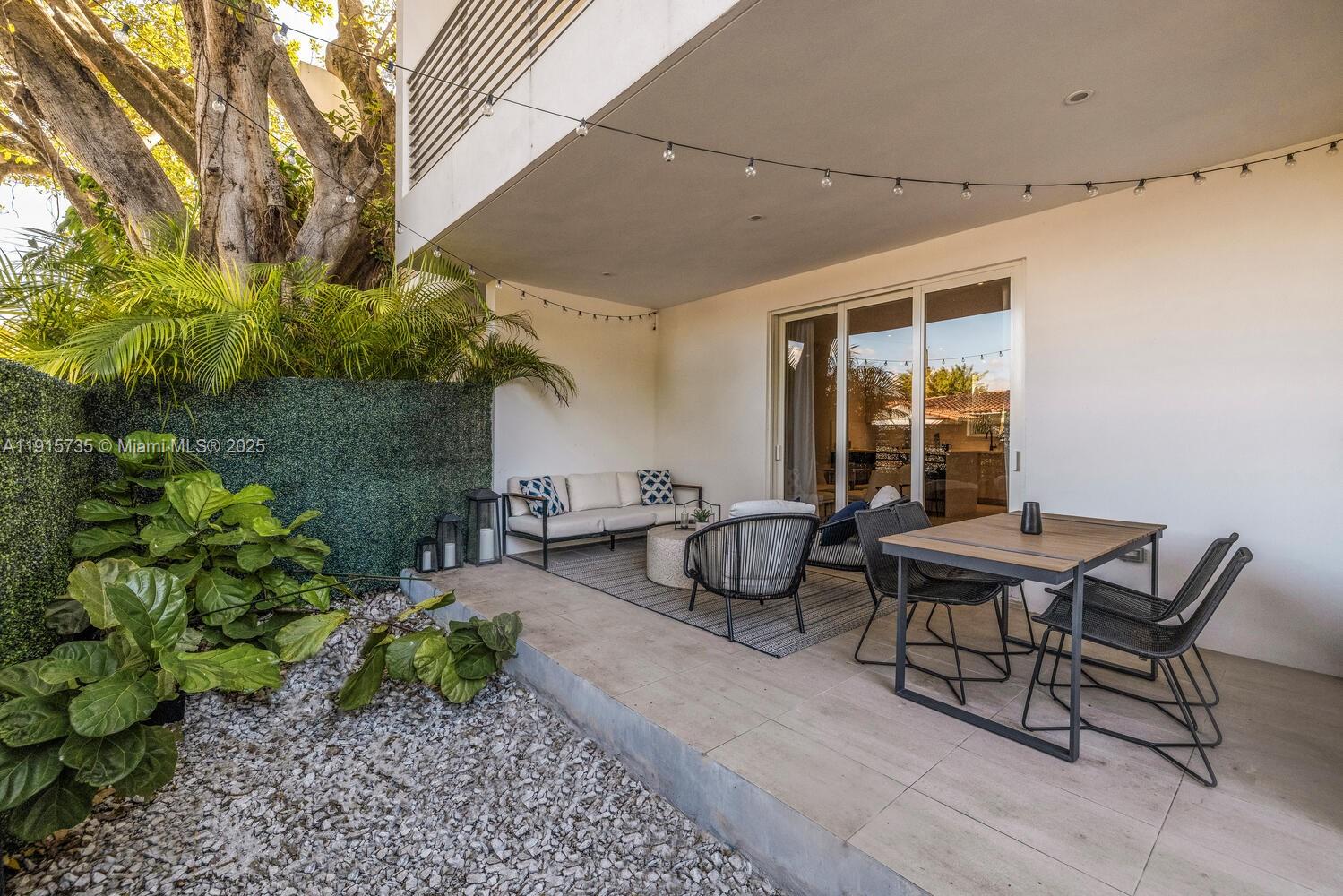 2851 SW 33rd Ct #2851 Miami, FL 33133