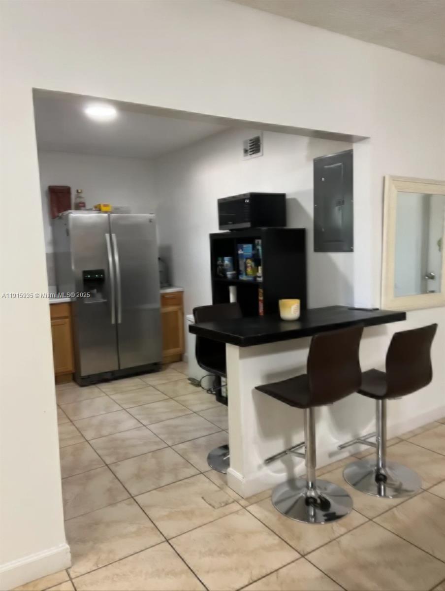 830 NE 199th St #102A Miami, FL 33179