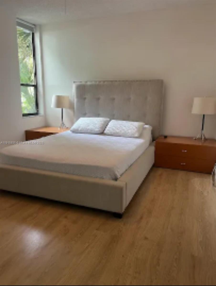 830 NE 199th St #102A Miami, FL 33179