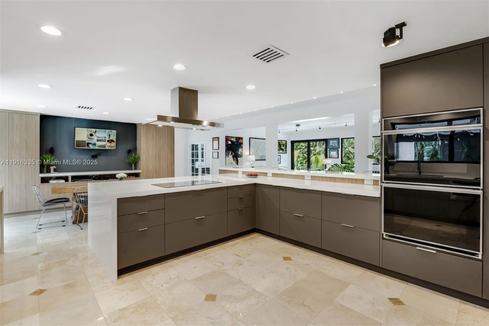 5981 SW 136th St Pinecrest, FL 33156