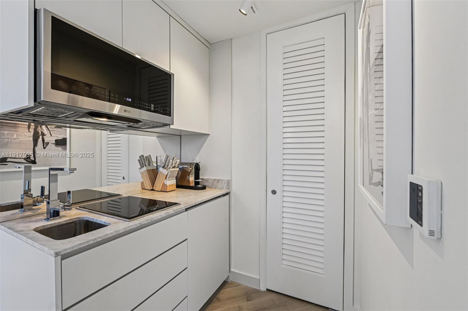 image W South Beach6