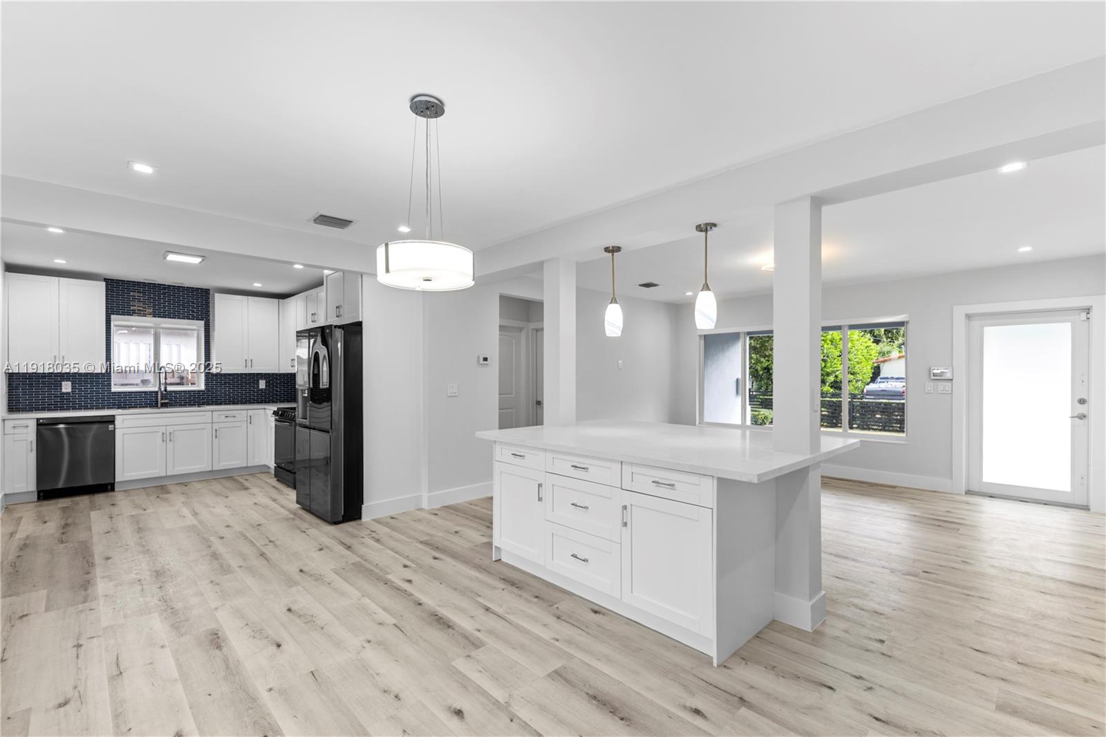 8910 NE 9th Ct Miami, FL 33138