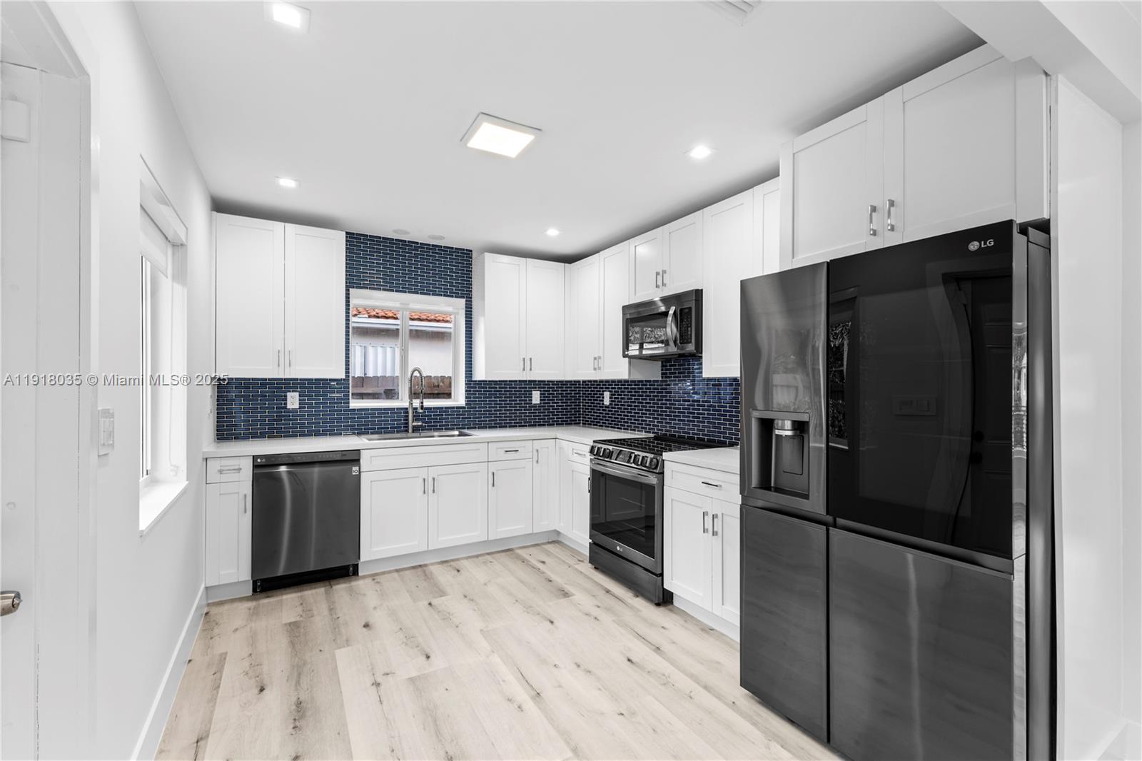 8910 NE 9th Ct Miami, FL 33138