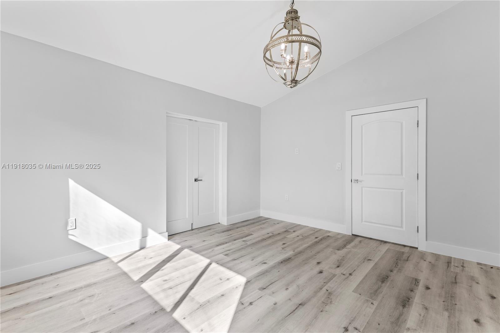 8910 NE 9th Ct Miami, FL 33138