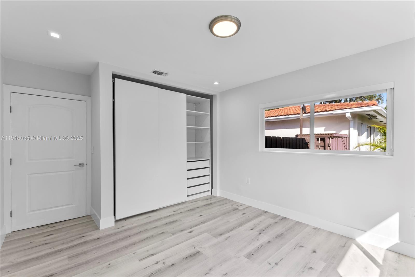 8910 NE 9th Ct Miami, FL 33138