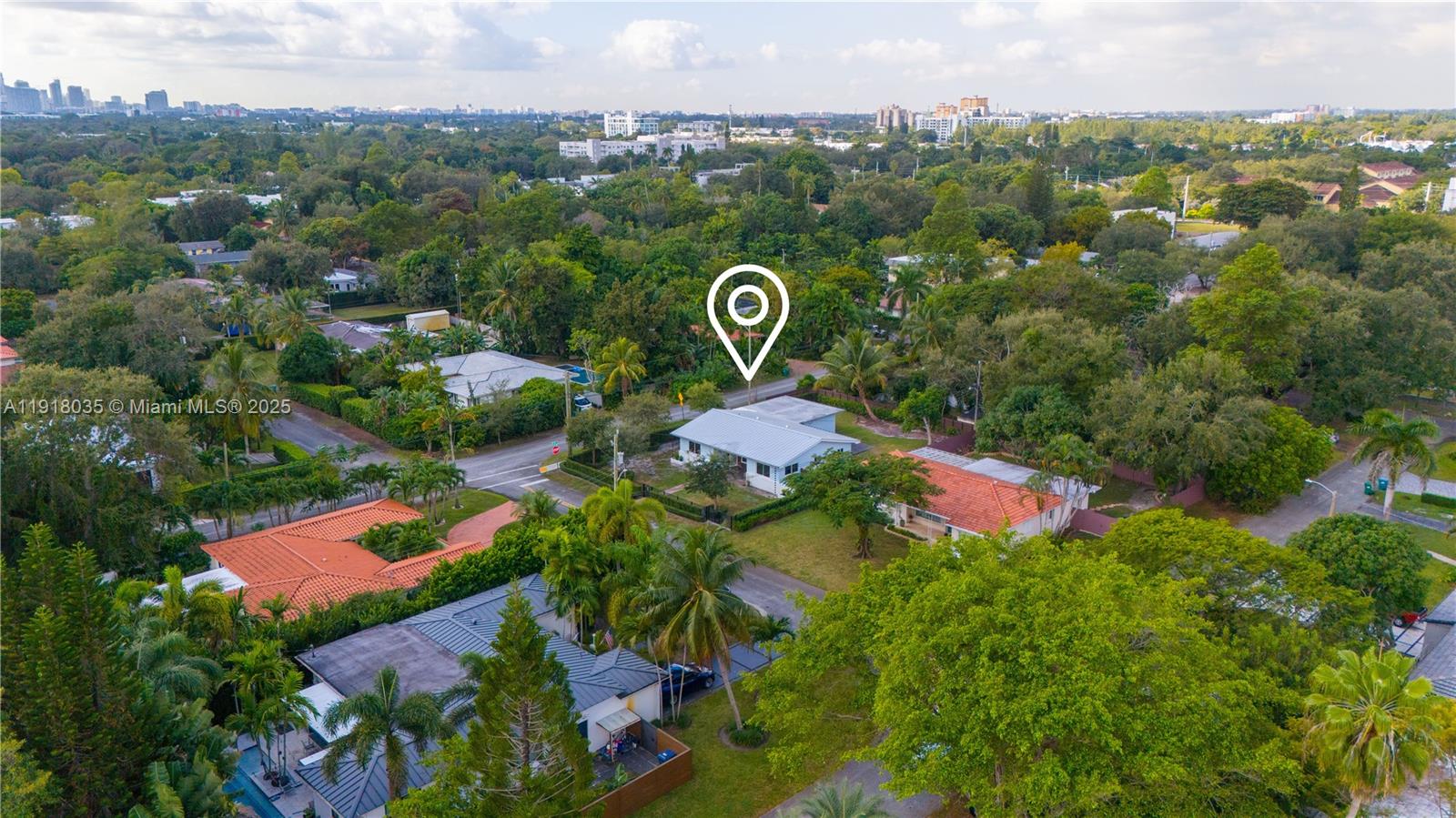 8910 NE 9th Ct Miami, FL 33138