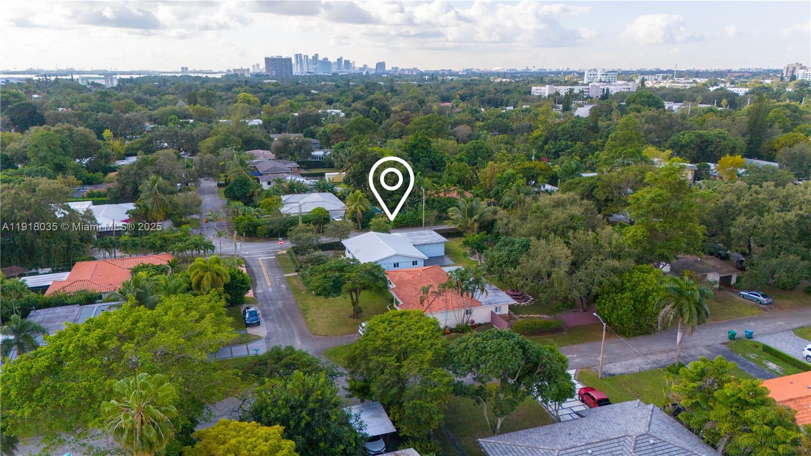 8910 NE 9th Ct Miami, FL 33138