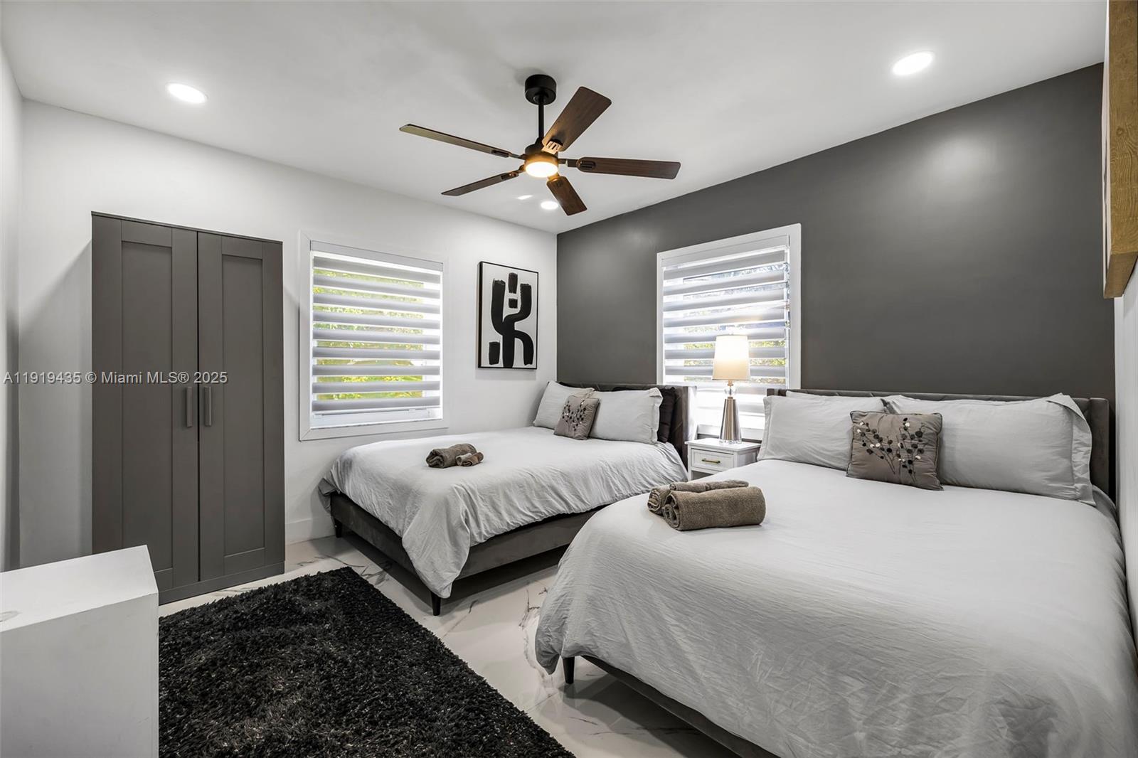 285 NW 45th St Miami, FL 33127