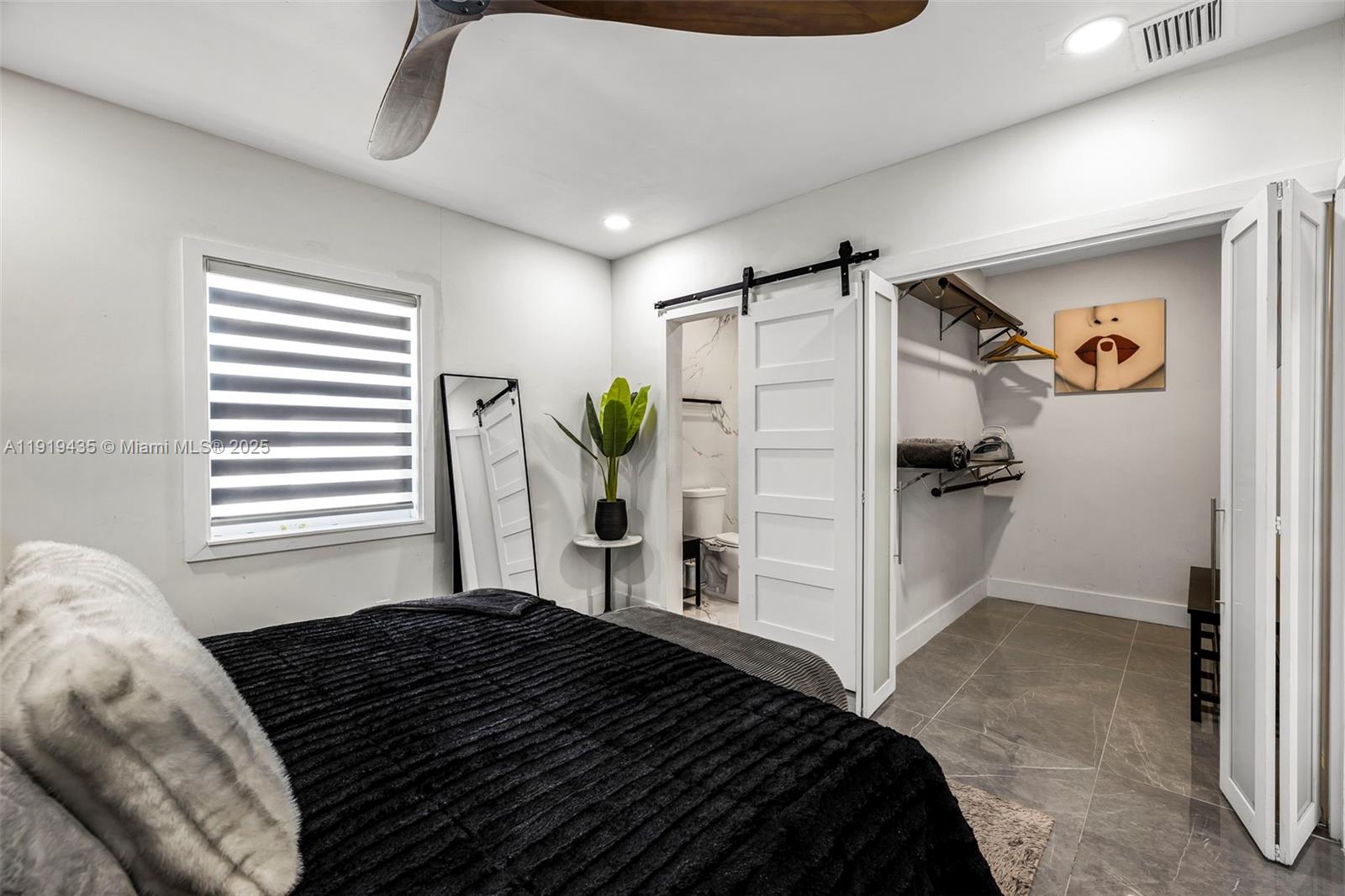 285 NW 45th St Miami, FL 33127