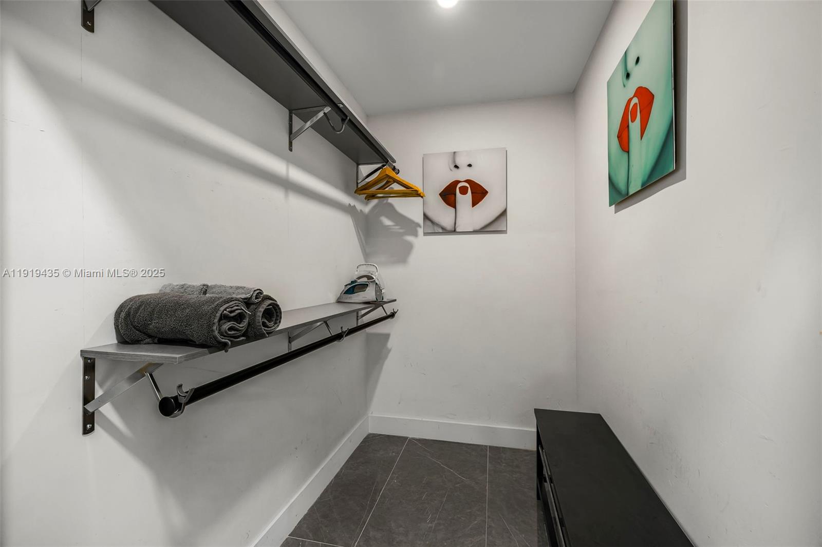 285 NW 45th St Miami, FL 33127