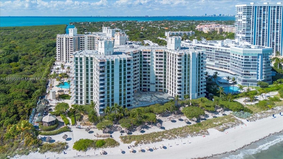image Towers Of Key Biscayne9