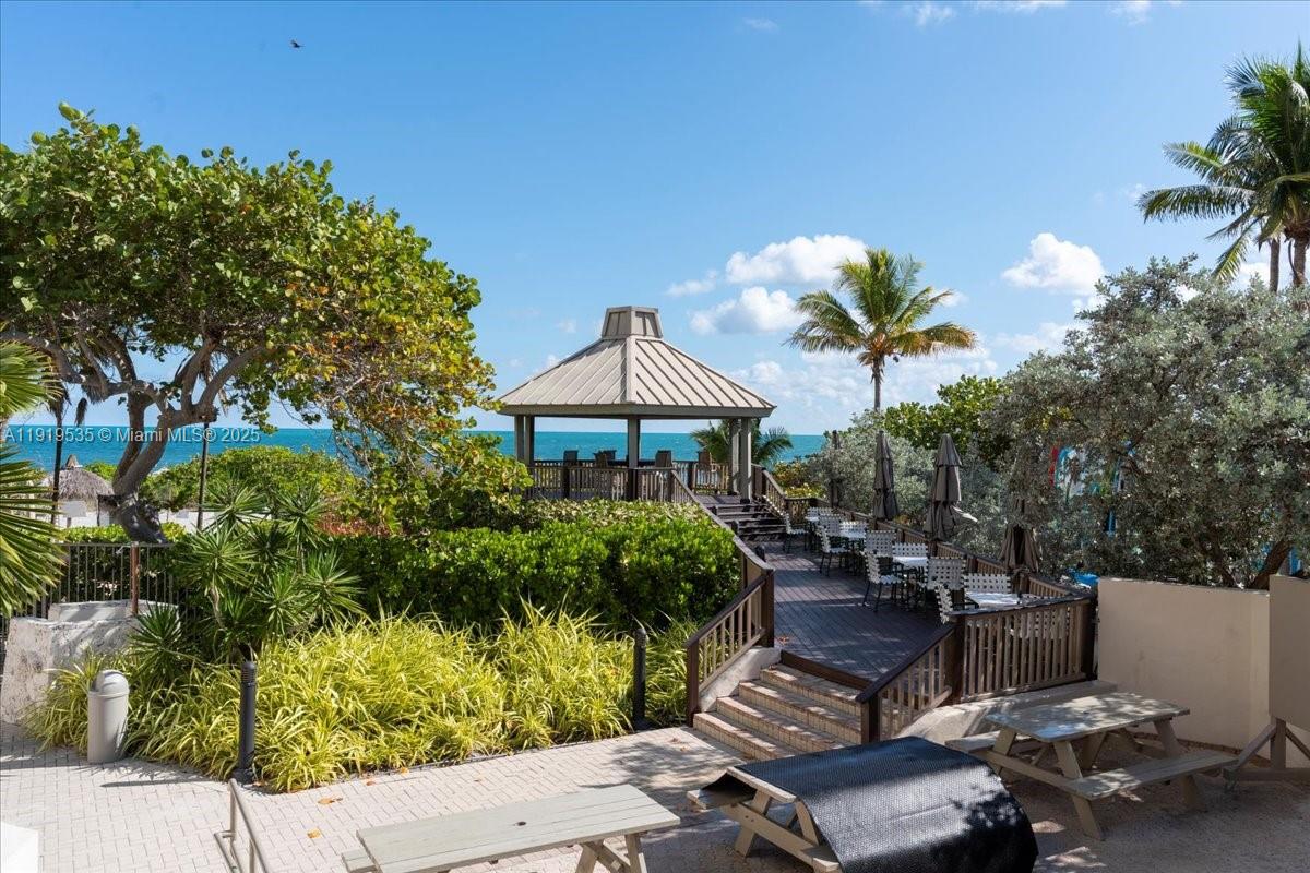 image Towers Of Key Biscayne19