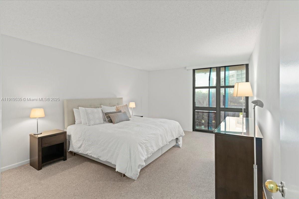 image Towers Of Key Biscayne7