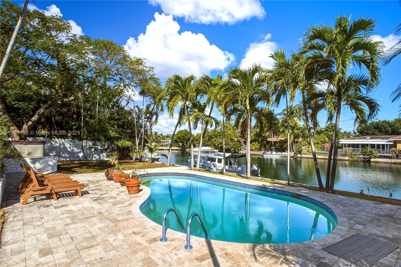 12545 Palm Rd North Miami, FL 33181