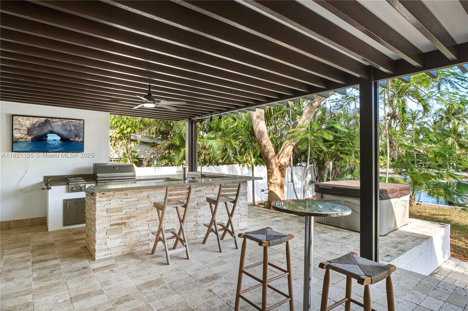 12545 Palm Rd North Miami, FL 33181