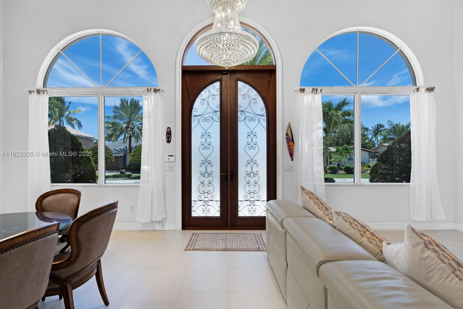 4241 NE 23rd Ter Lighthouse Point, FL 33064