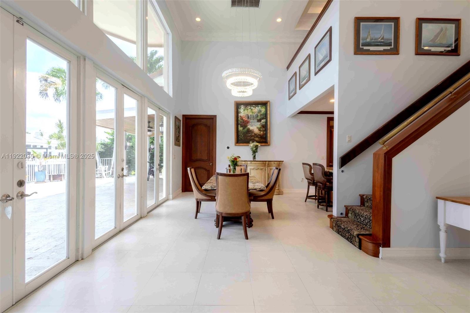 4241 NE 23rd Ter Lighthouse Point, FL 33064