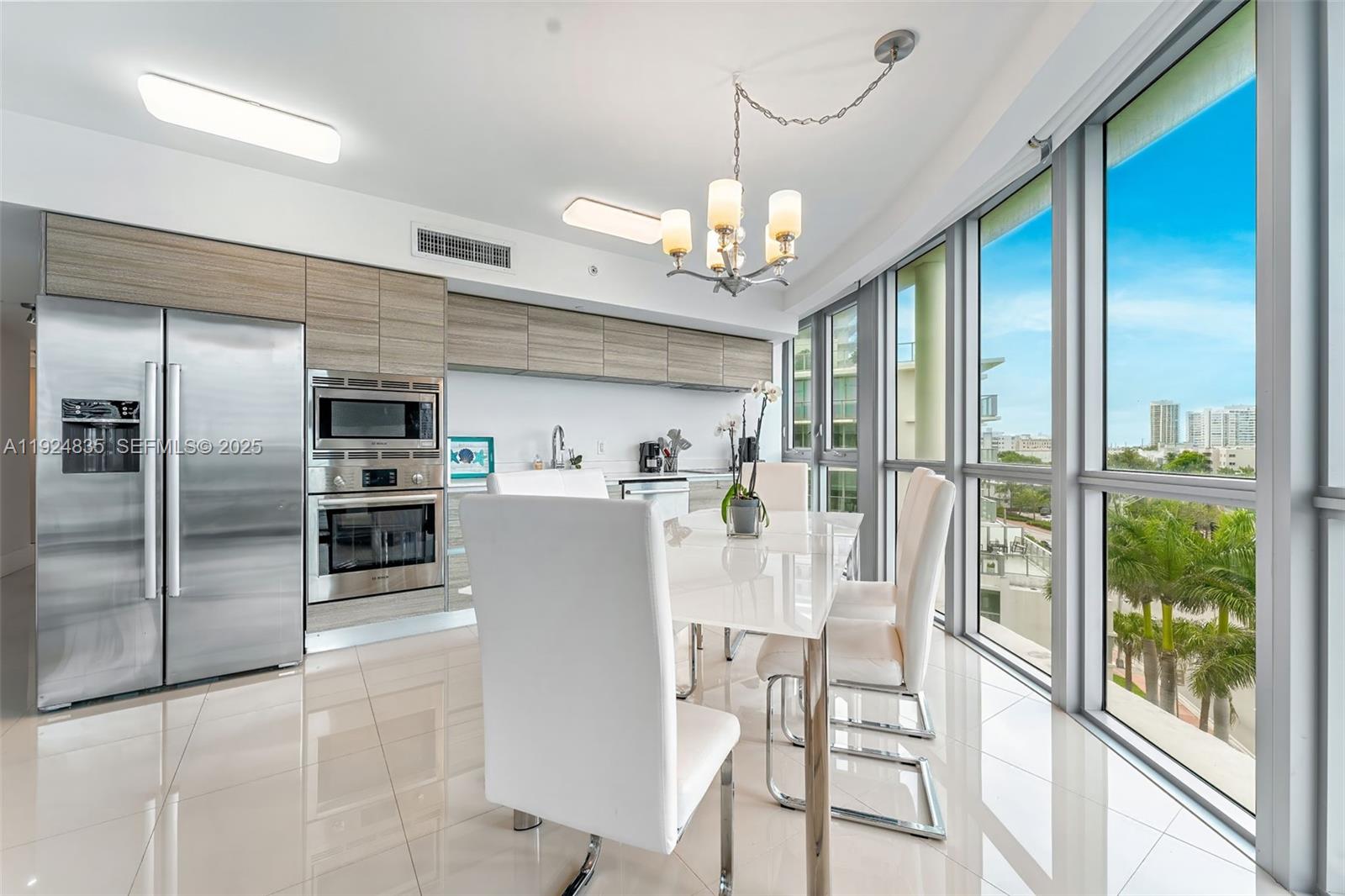 6620 Indian Crk Dr #605 Miami Beach, FL 33141