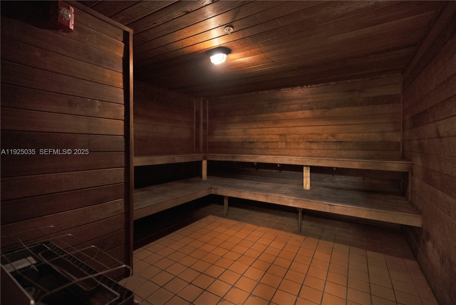 1925 Brickell Ave #D2006 Miami, FL 33129