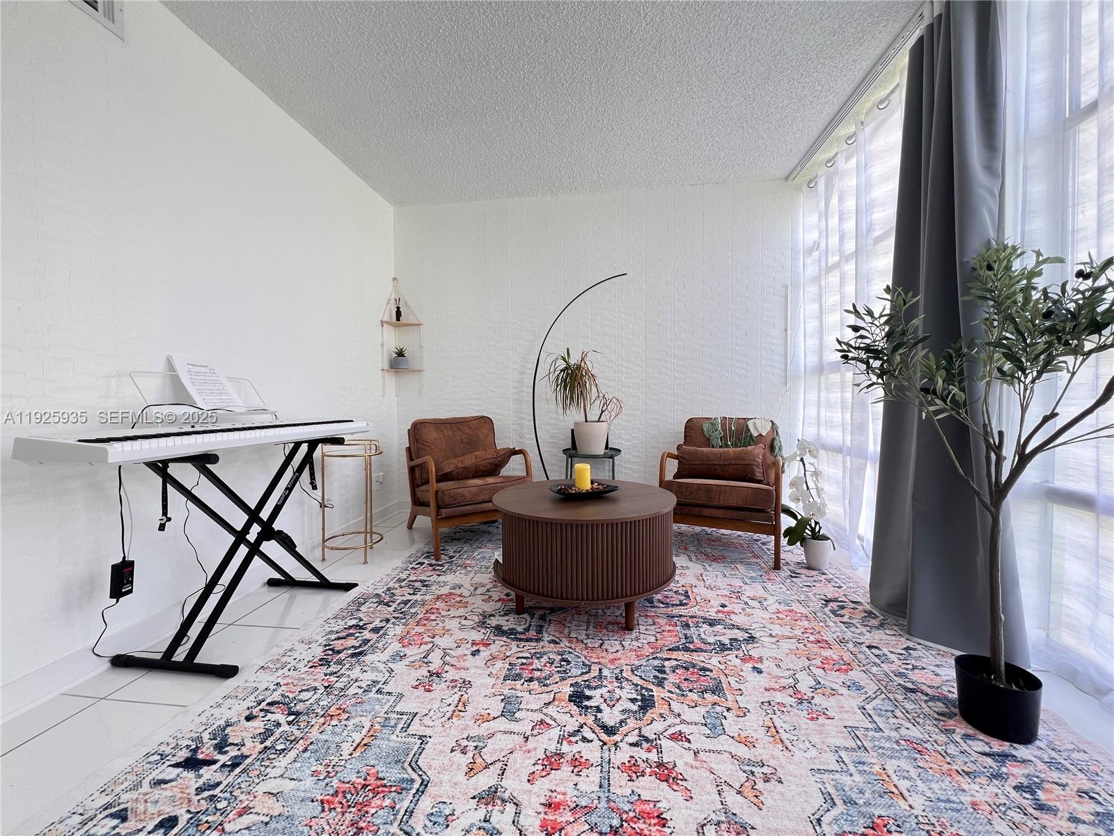 501 Three Iss Blvd #119