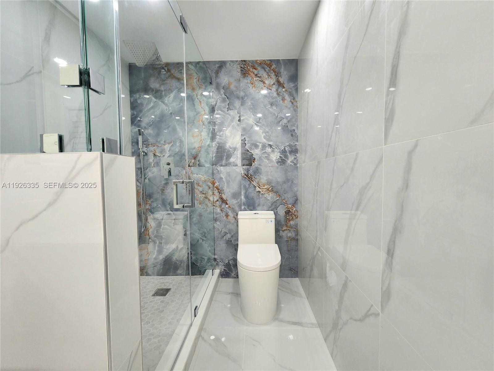 3505 S Ocean Dr #716 Hollywood, FL 33019