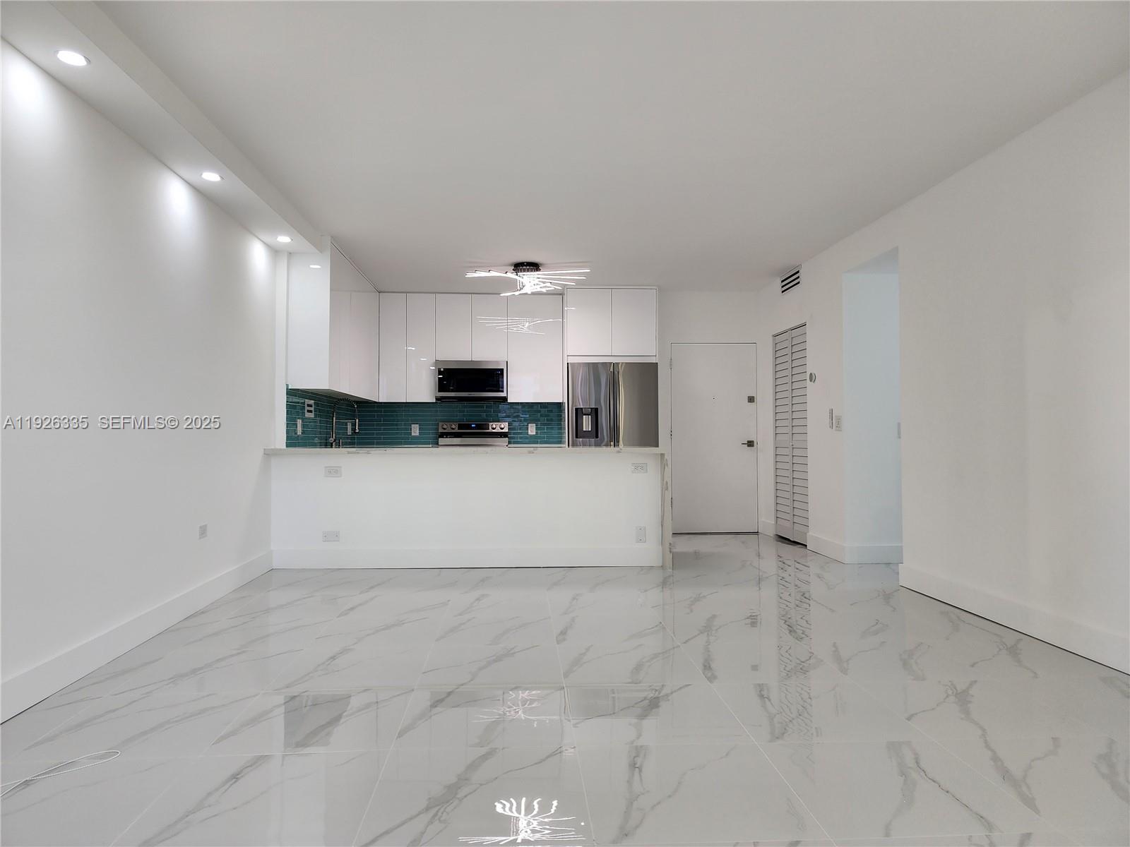 3505 S Ocean Dr #716 Hollywood, FL 33019