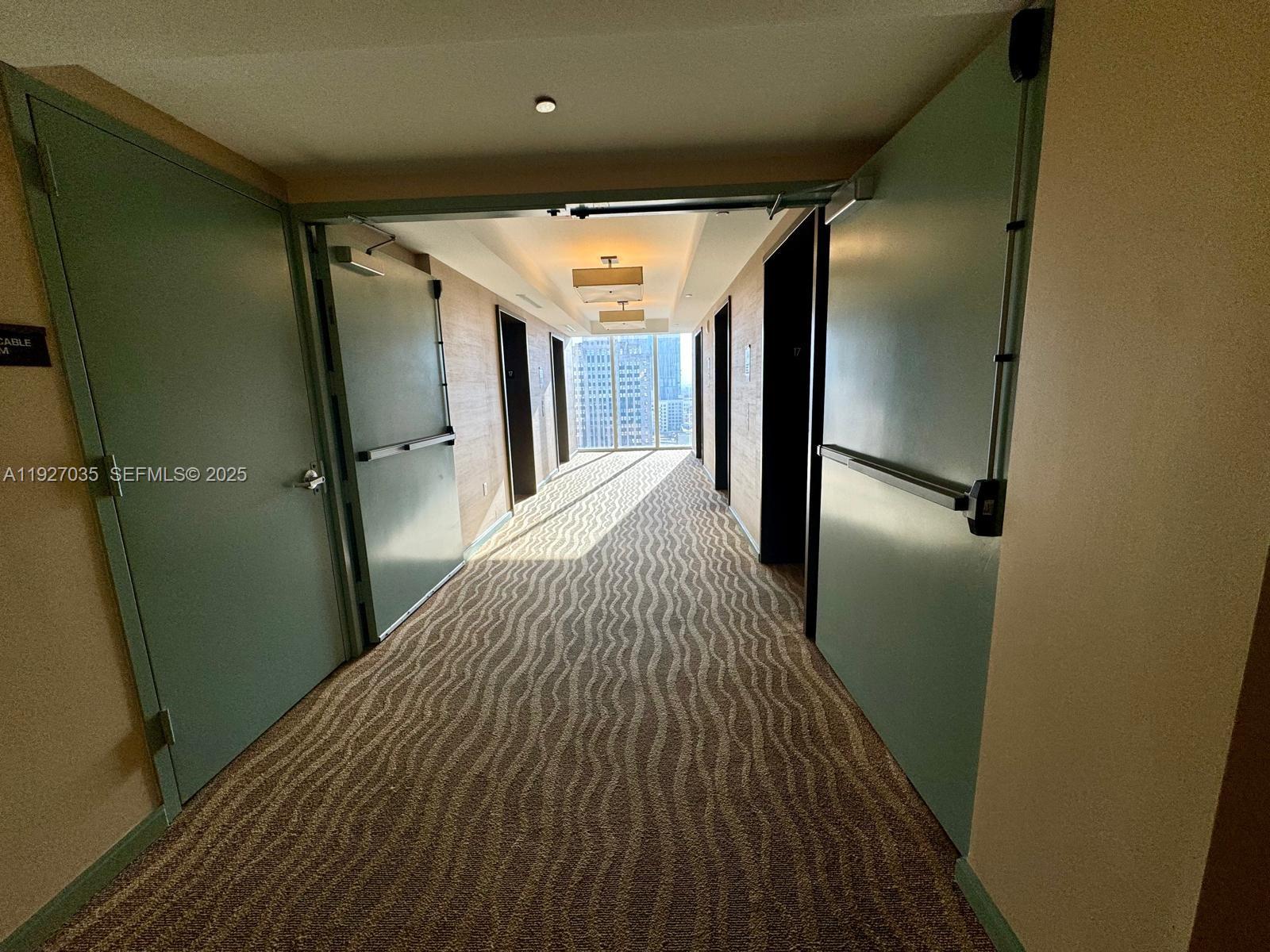 50 Biscayne Blvd #1703 Miami, FL 33132