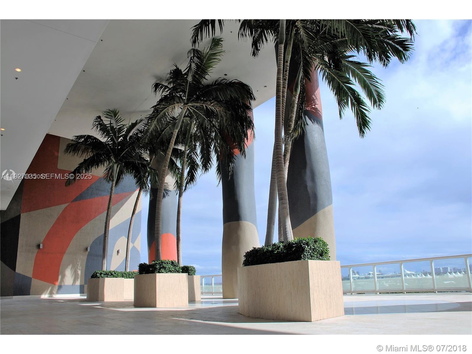 50 Biscayne Blvd #1703 Miami, FL 33132