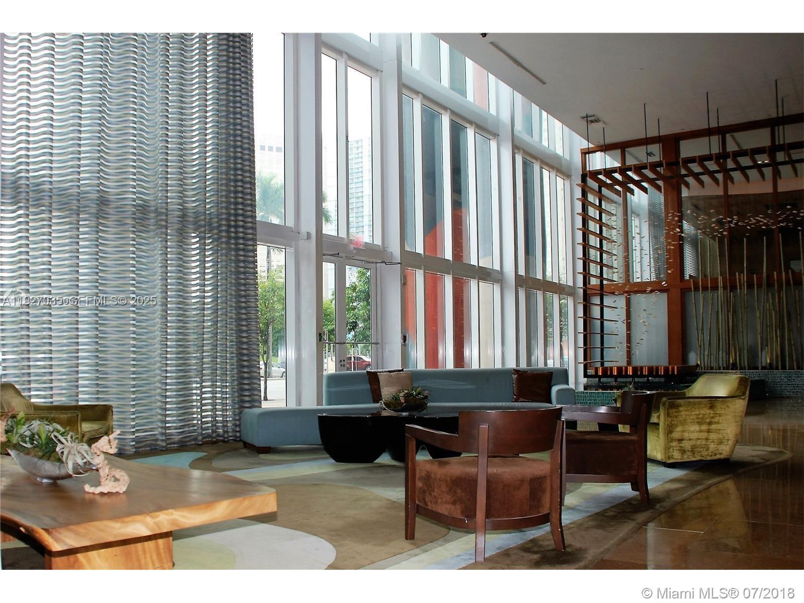 50 Biscayne Blvd #1703 Miami, FL 33132