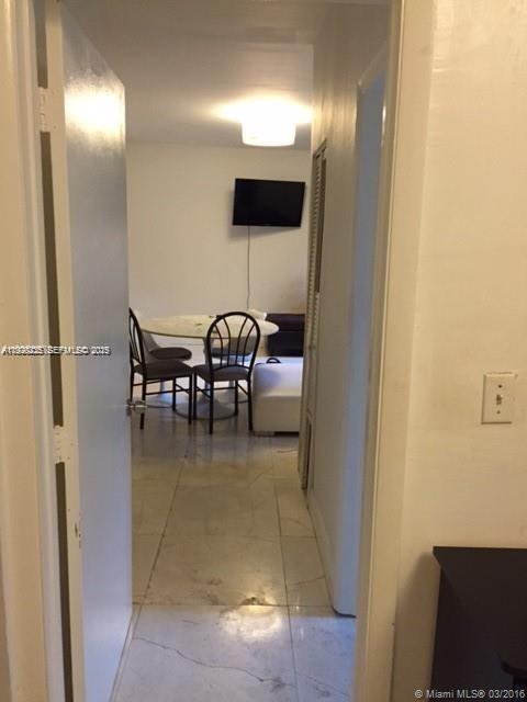 842 Meridian Ave #1B Miami Beach, FL 33139