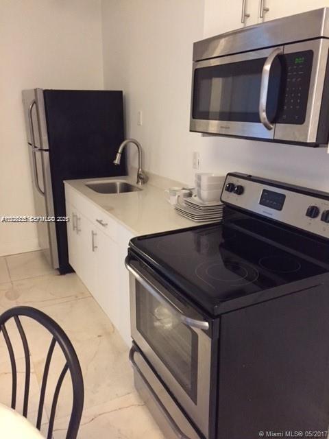 842 Meridian Ave #1B Miami Beach, FL 33139