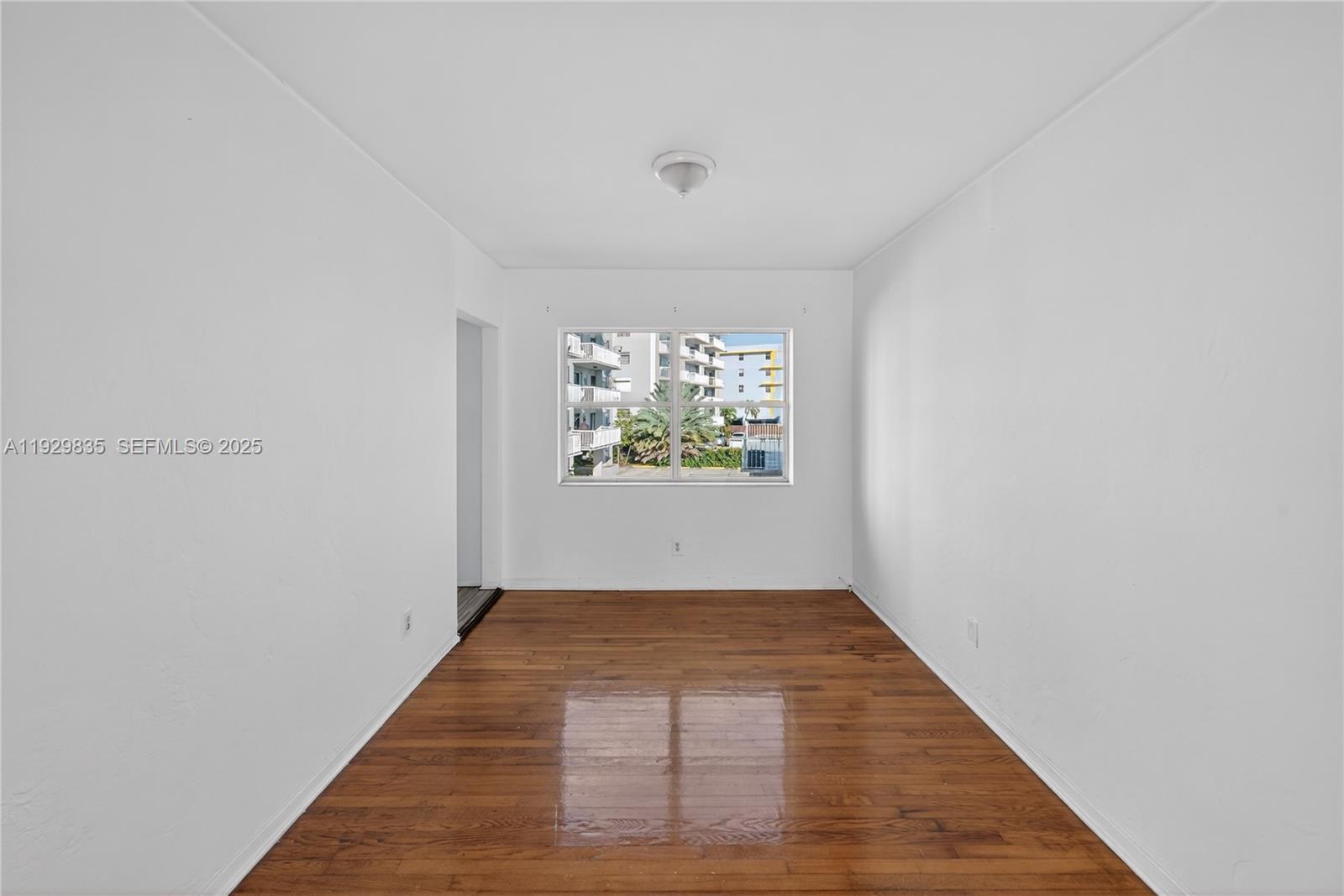 160 S Shore Dr #5 Miami Beach, FL 33141