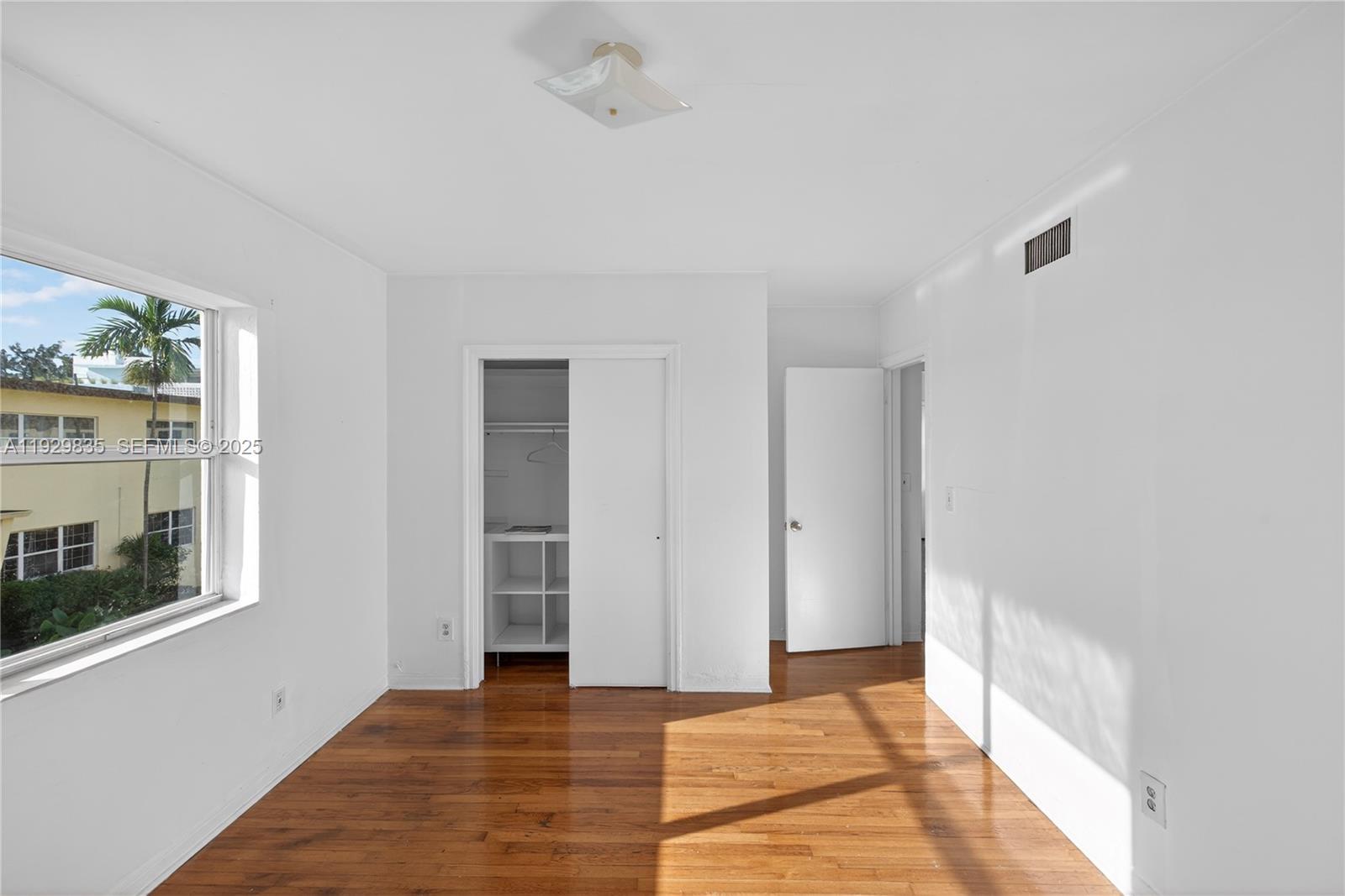 160 S Shore Dr #5 Miami Beach, FL 33141