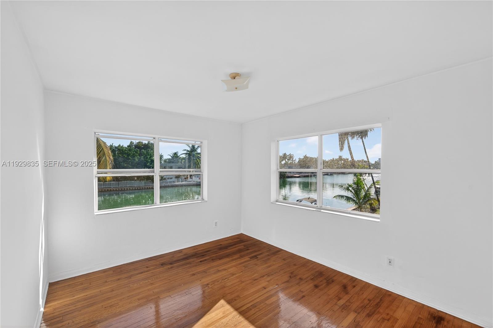 160 S Shore Dr #5 Miami Beach, FL 33141