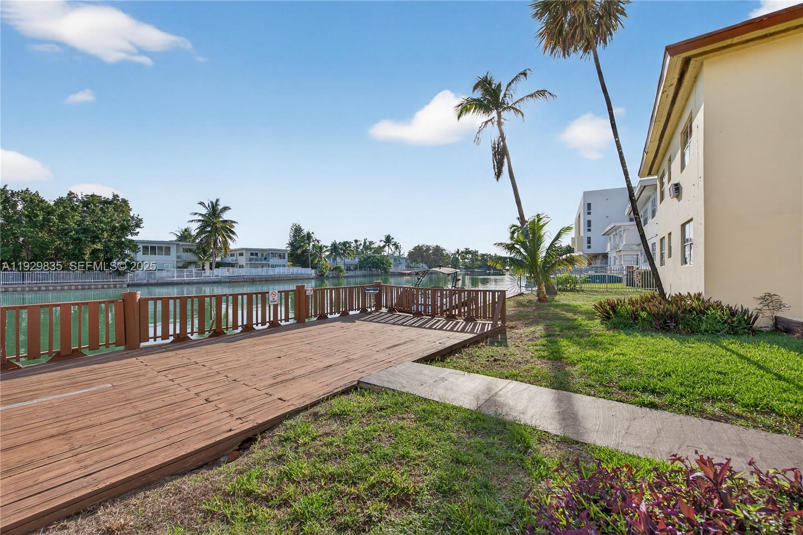 160 S Shore Dr #5 Miami Beach, FL 33141