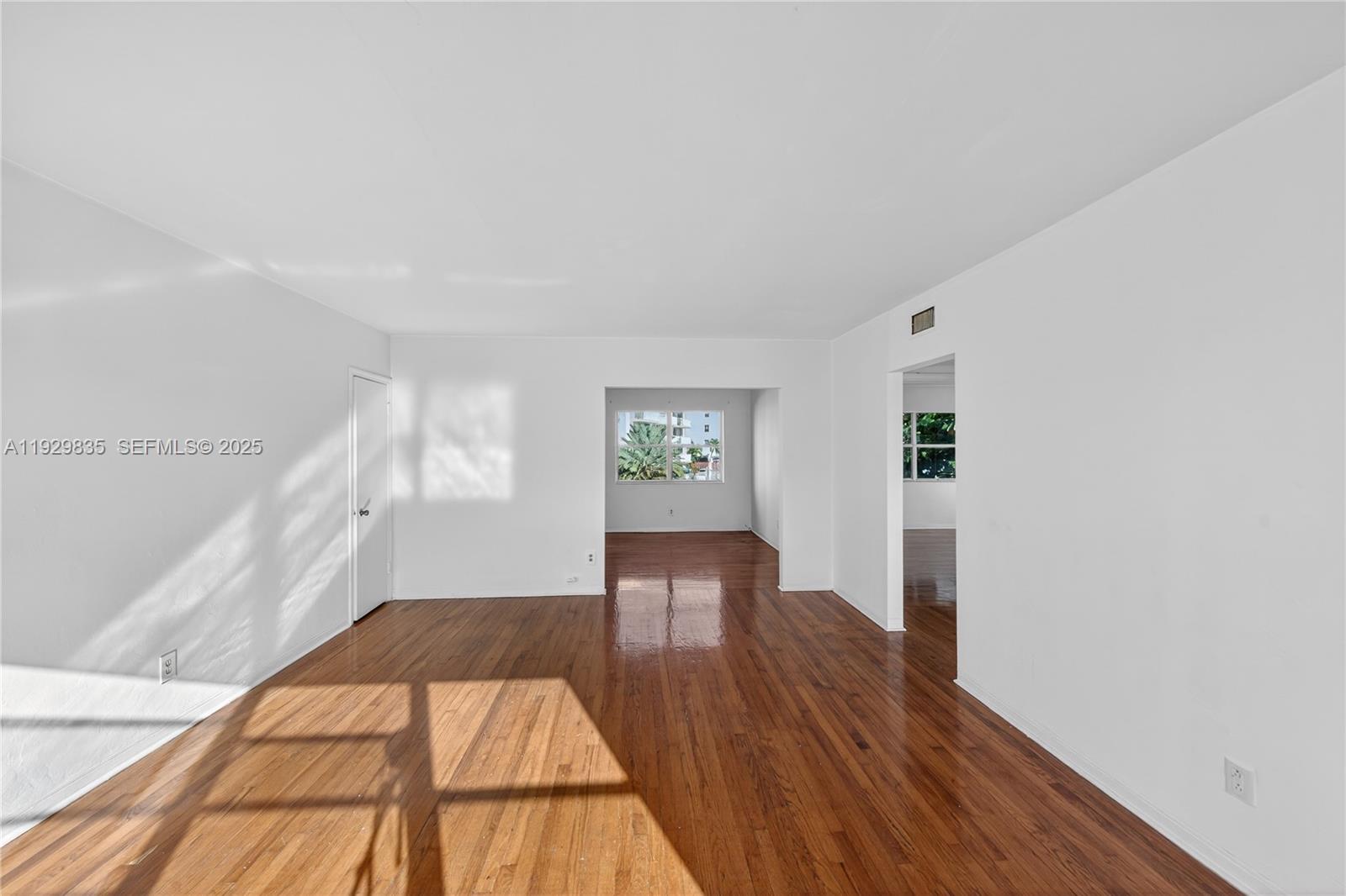 160 S Shore Dr #5 Miami Beach, FL 33141