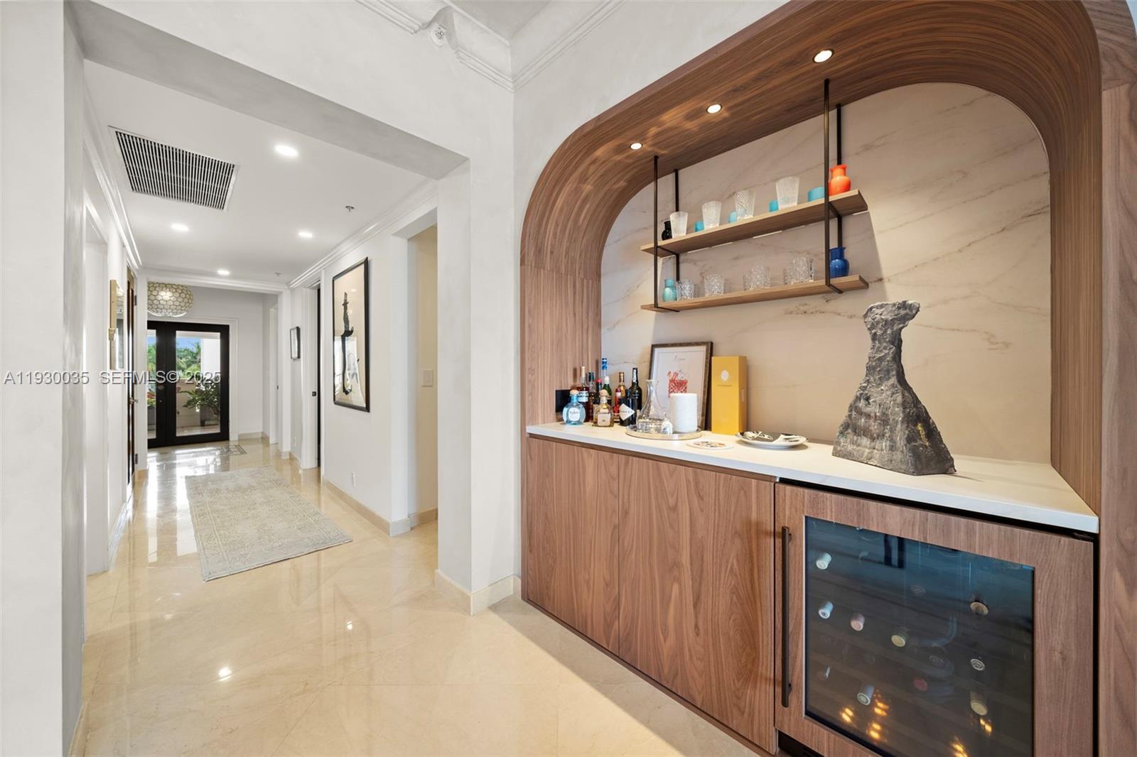 2245 Fisher Is Dr #3405 Miami Beach, FL 33109