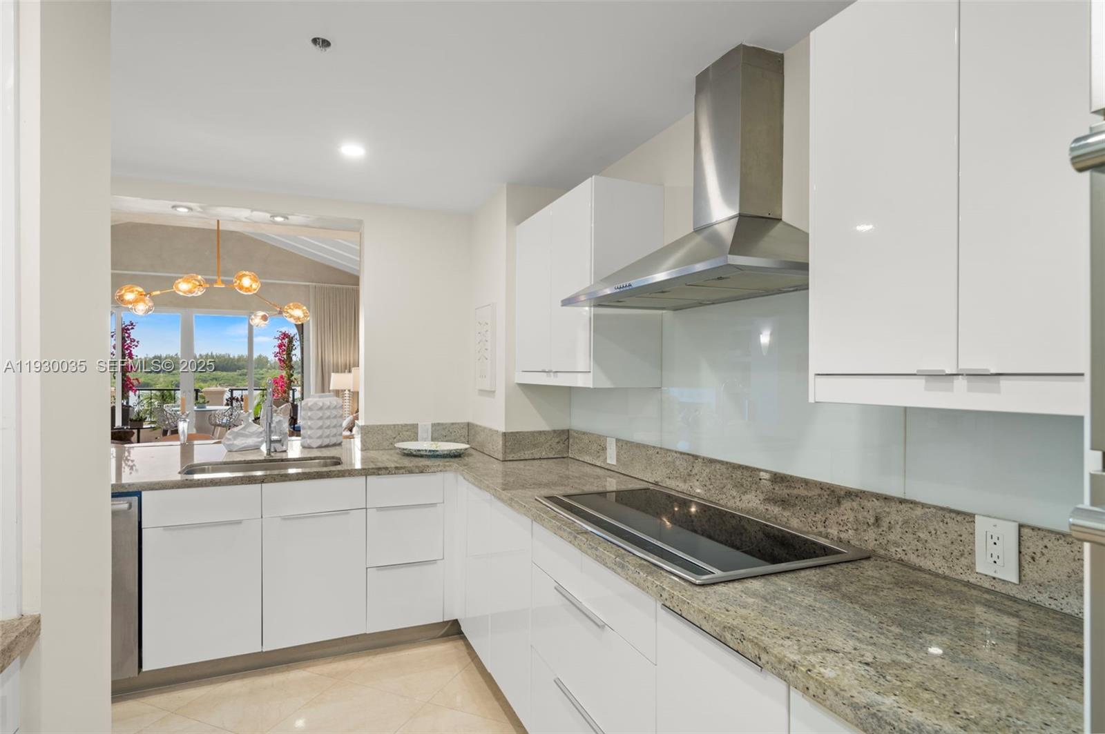 2245 Fisher Is Dr #3405 Miami Beach, FL 33109