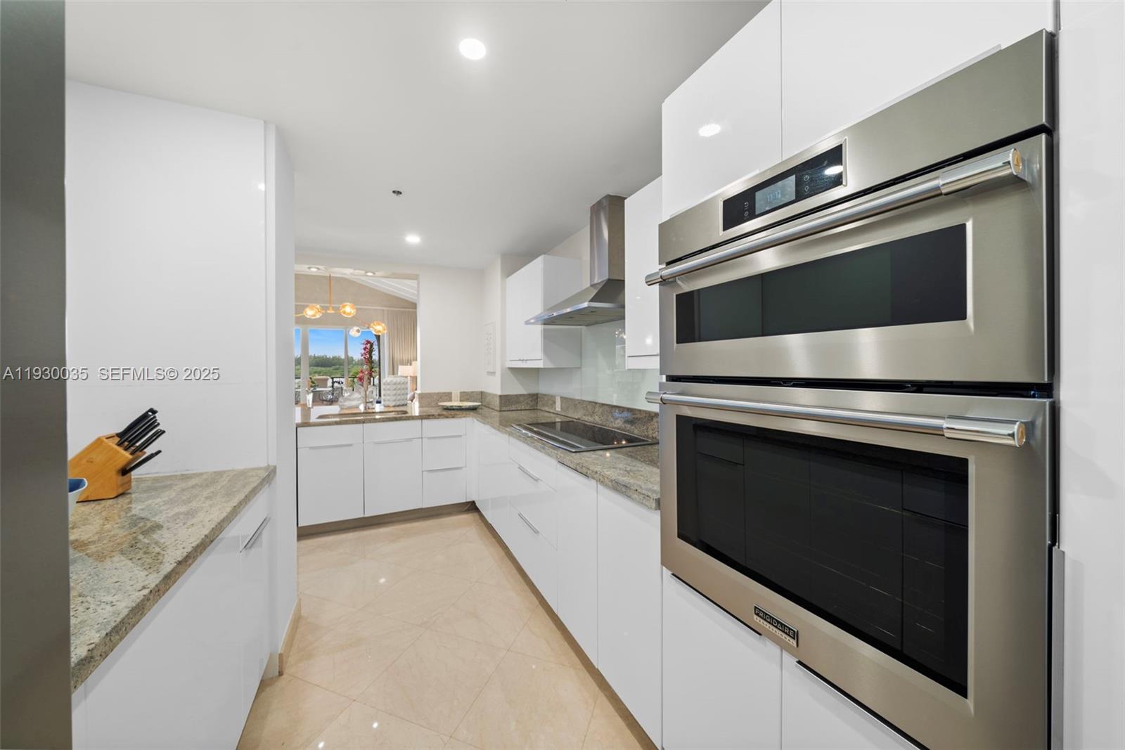 2245 Fisher Is Dr #3405 Miami Beach, FL 33109