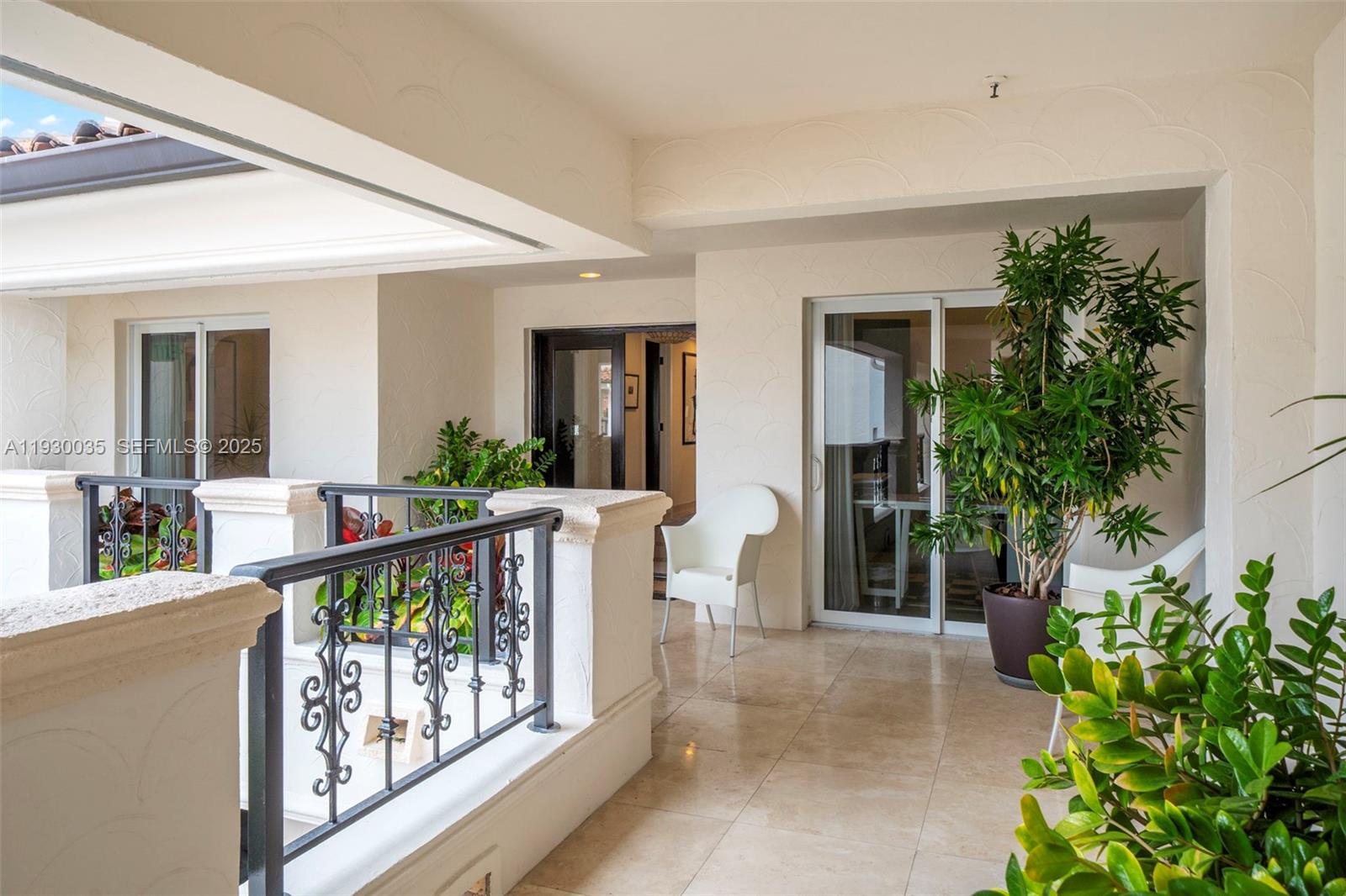 2245 Fisher Is Dr #3405 Miami Beach, FL 33109