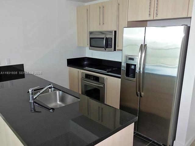 image Axis on Brickell South9