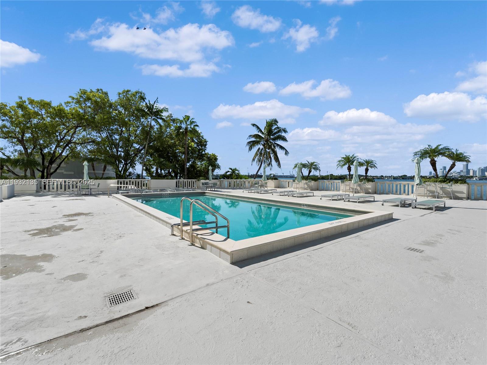 5 Island Ave #LE Miami Beach, FL 33139