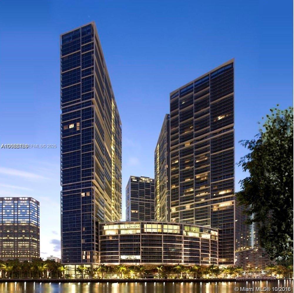 475 Brickell Ave #3414