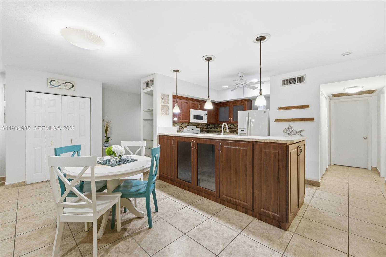 6358 Milk Wagon Ln Miami Lakes, FL 33014